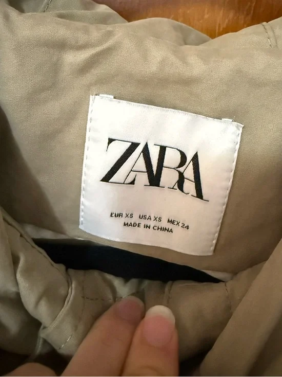 Zara Lightweight Hooded Snap Side. Top Jacket - Picture 8 of 13
